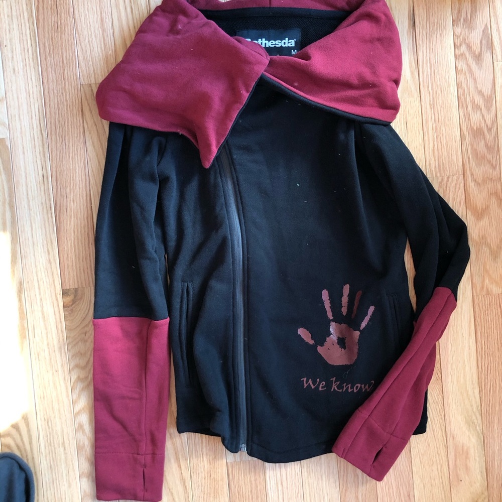 Skyrim-hoodie